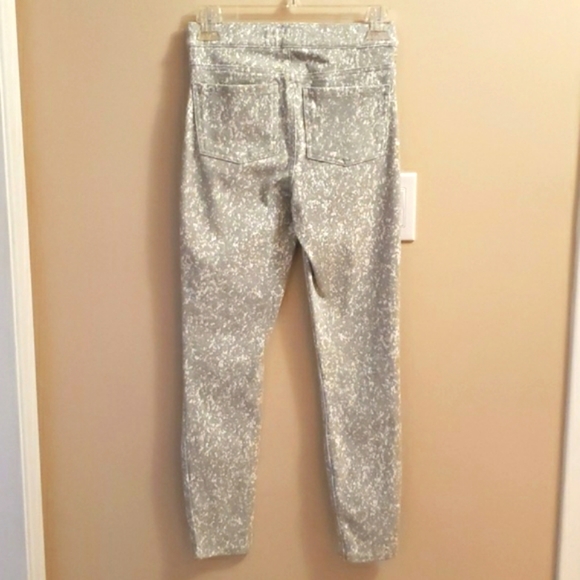 New Spanx Ankle Jean-ish Leggings XS - Picture 3 of 10